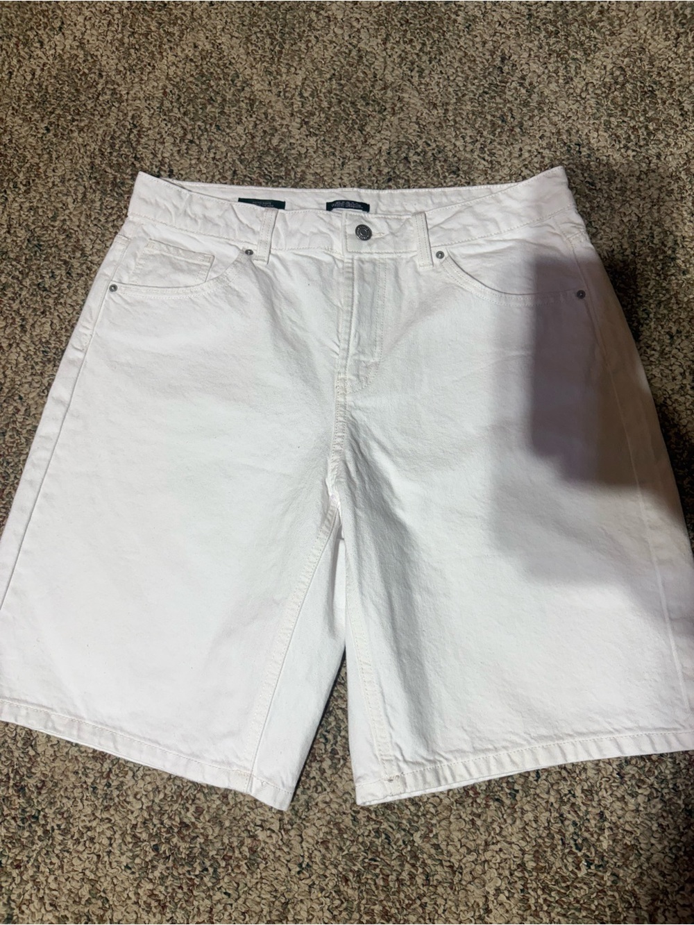 Women’s Wild Fable White Denim Mid-Rise Bermuda Shorts — Size 10